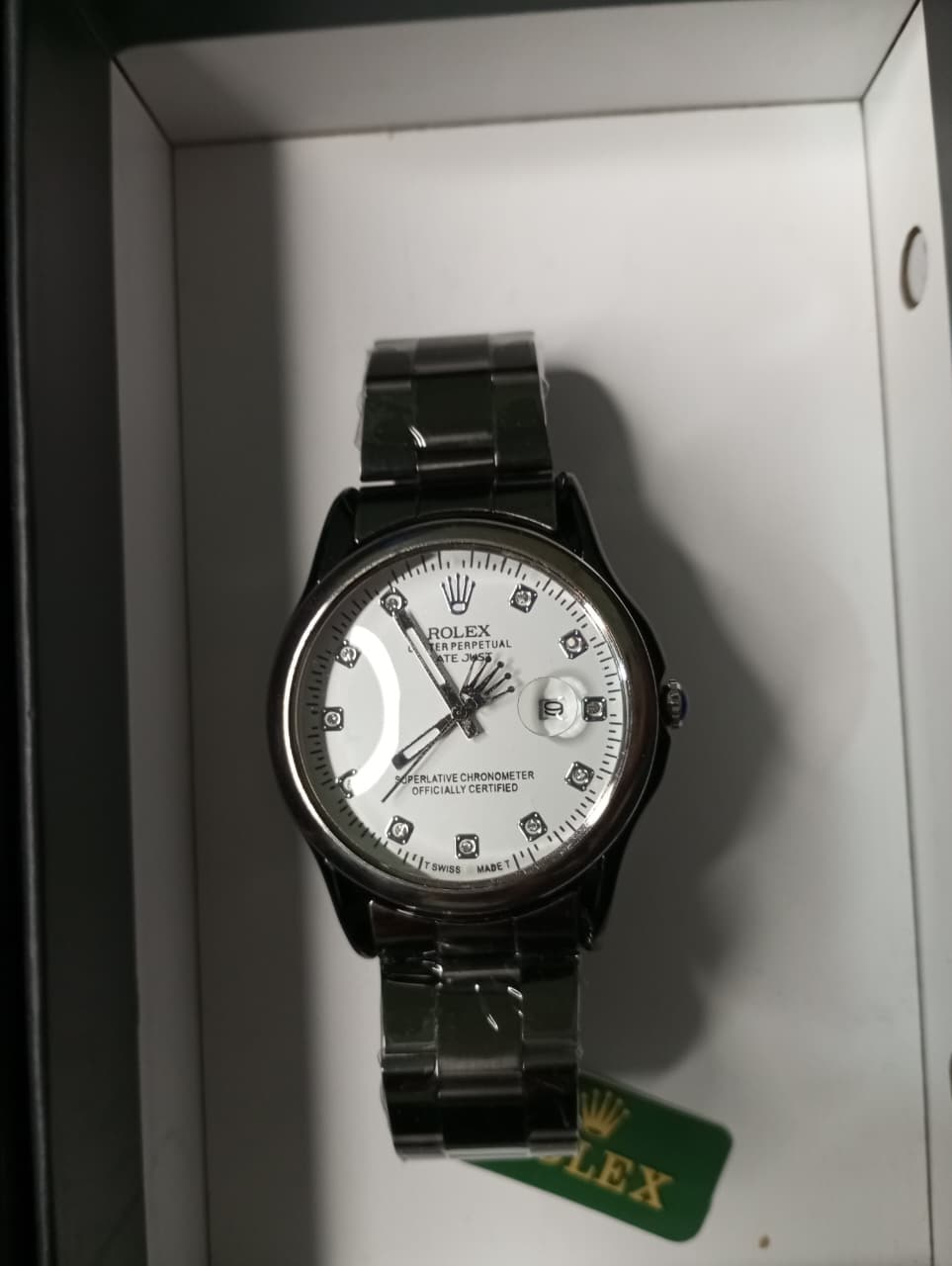 Rolex – Elegant White Dial with Premium Black Chain – RL03 - Image 4